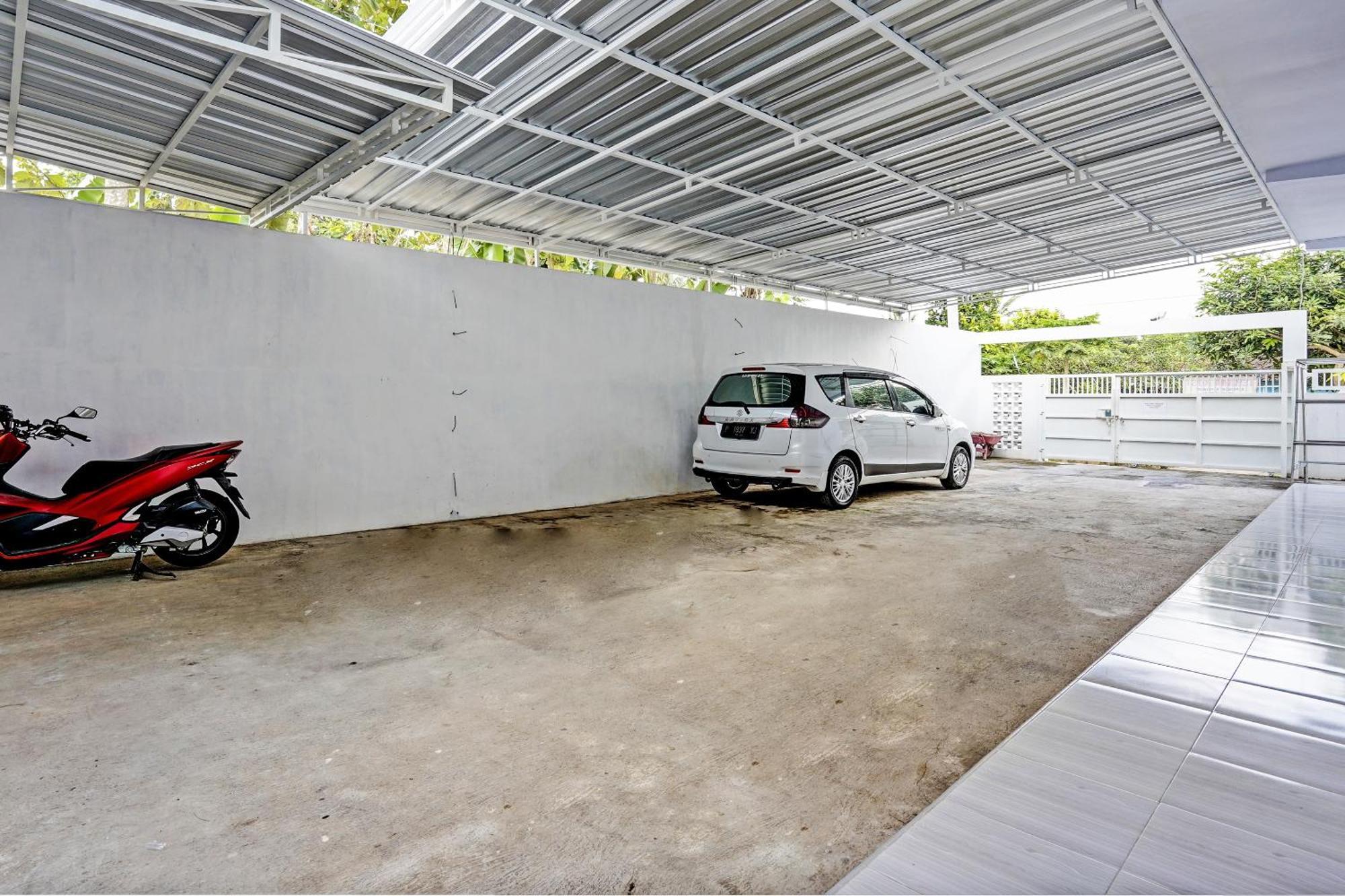 Hotel Oyo 92817 Niza Syariah